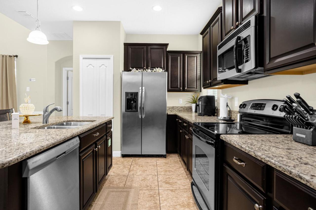 Light Yellow Home Lift Your Mood Near Disney 5Beds Киссимми Экстерьер фото